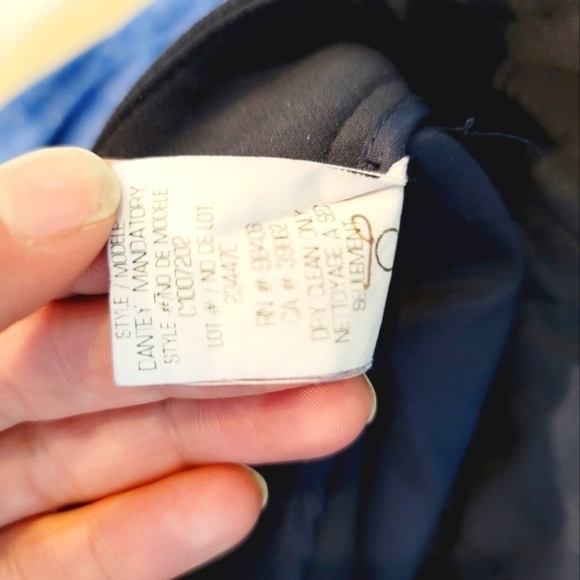 Theory Dantey Mandatory Dark Navy Pants, SZ 10 - Picture 8 of 8